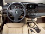 BMW 530i 2004 года